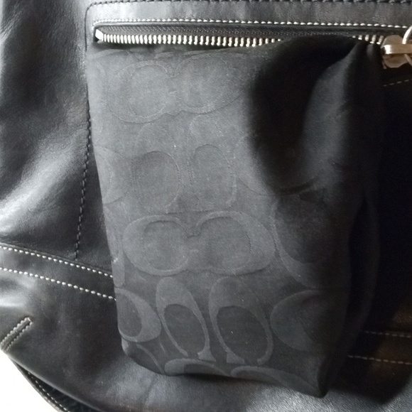 COACH leather Vintage messenger bag, EUC I can find no flaws or wear! - Picture 5 of 7